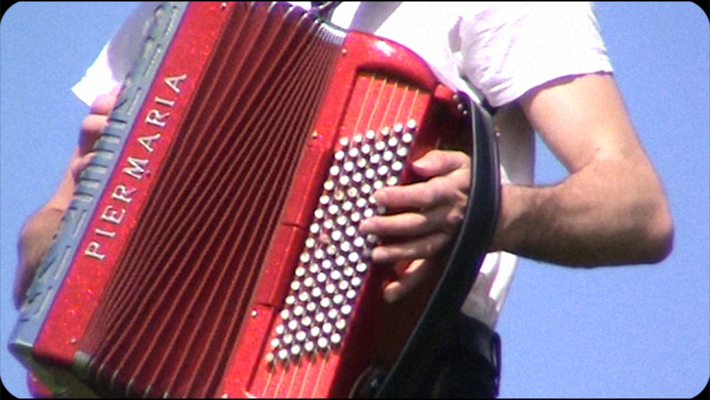 accordeon_rouge